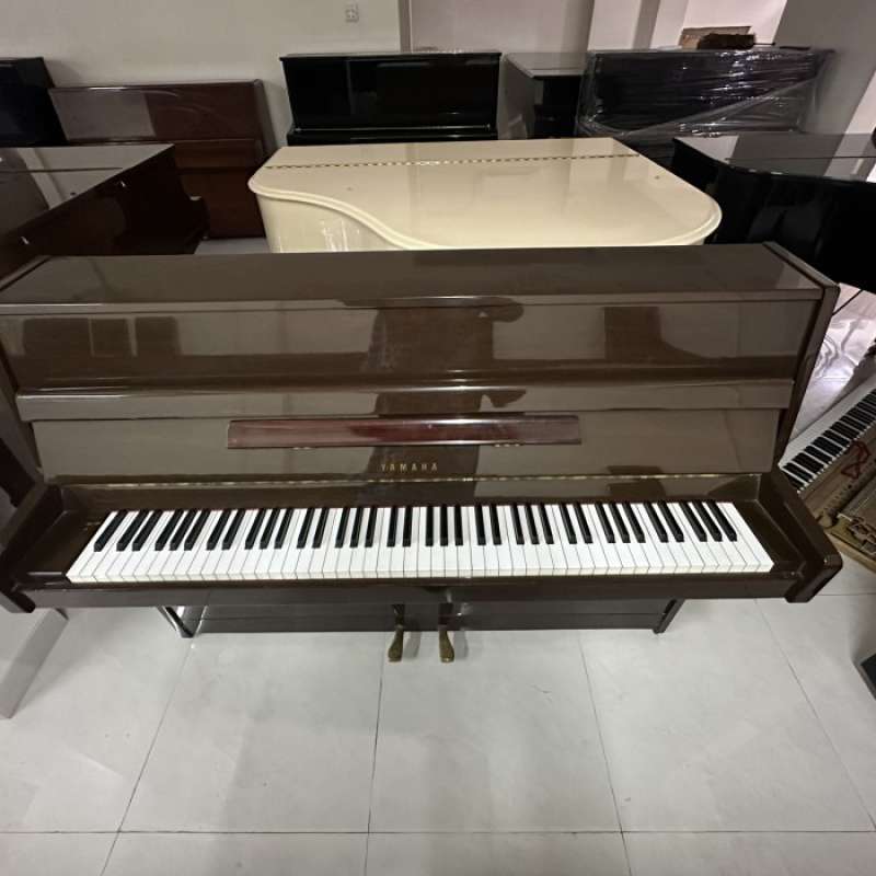 Yamaha lu80 top upright piano