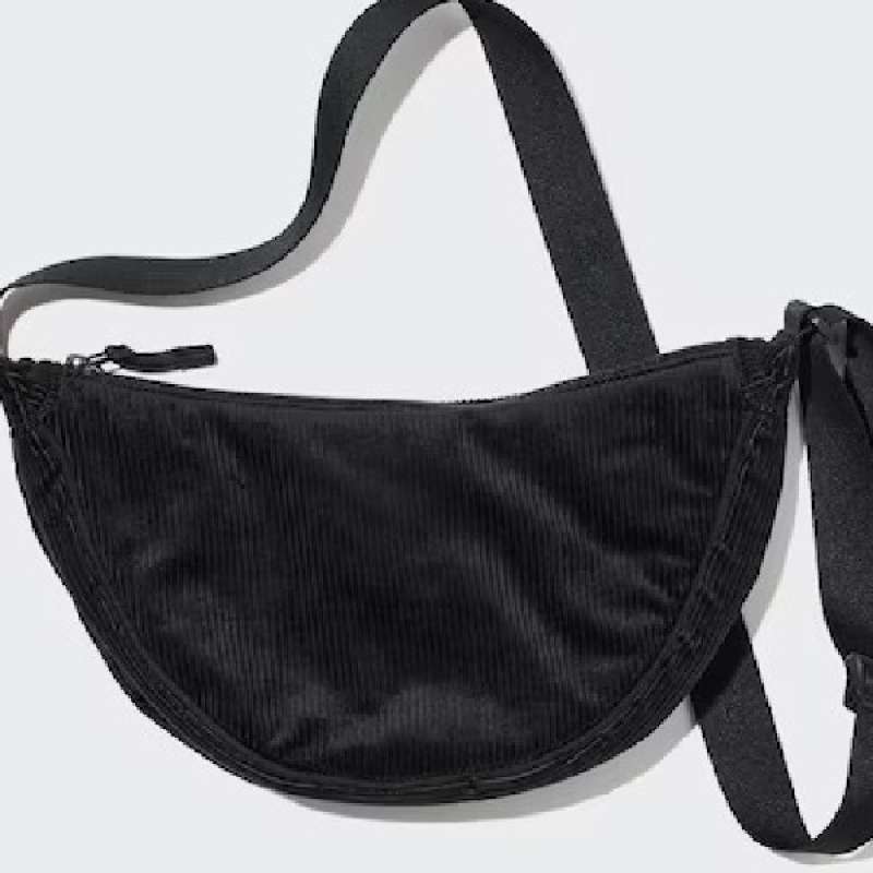 Tas shop fanny uniqlo