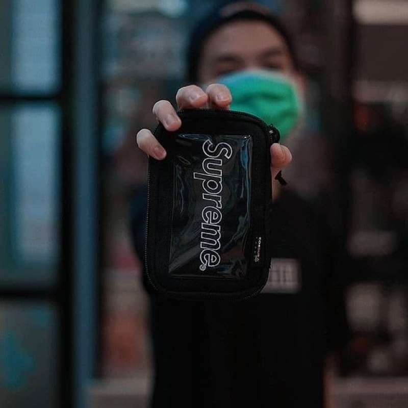 Supreme small shop zip pouch black