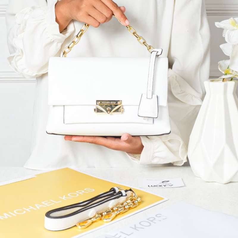 Mk cece store white