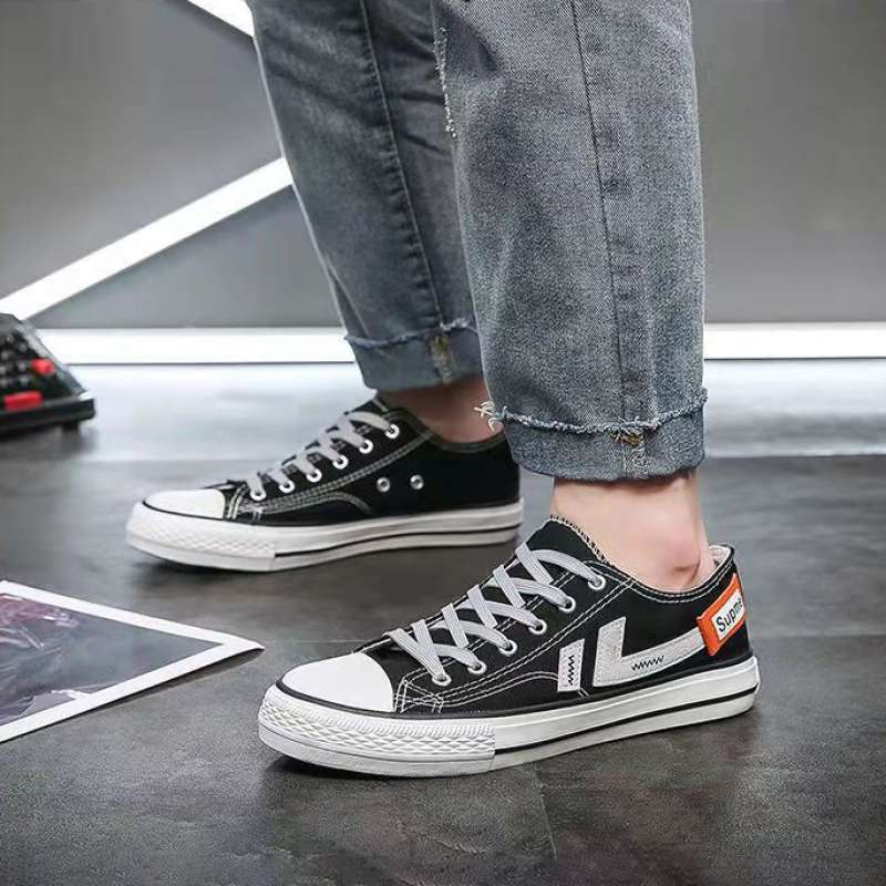 Sepatu deals warrior converse