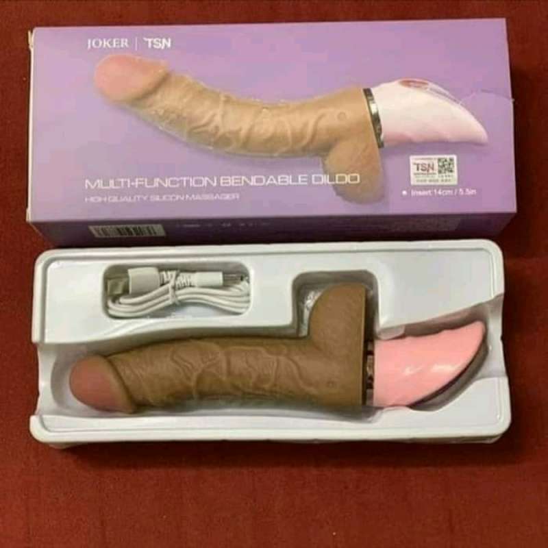 Sperma bilan qoplangan yapon ayol