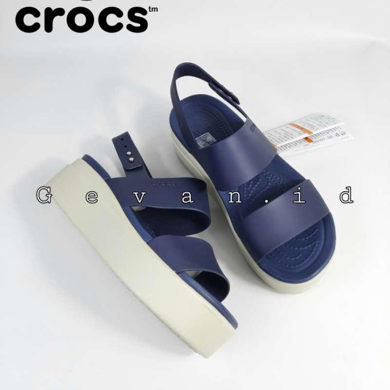 Sepatu crocs wanita wedges store