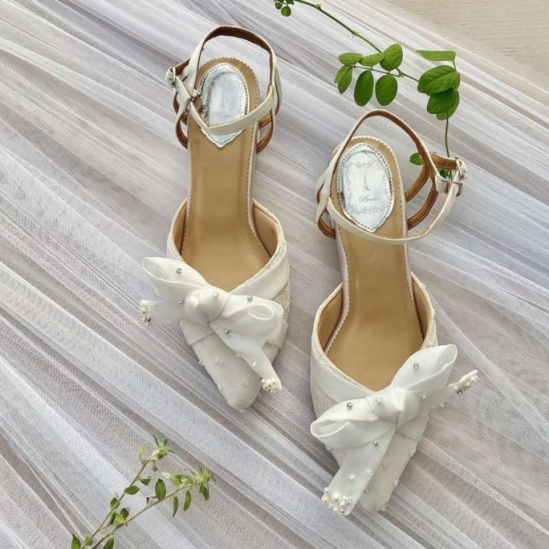 Ivory White Sandal Sepatu Wedding Wanita Block Heels 5cm AVEDA HJ6249
