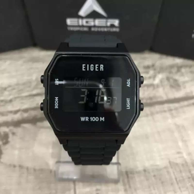 Eiger 2025 watch digital