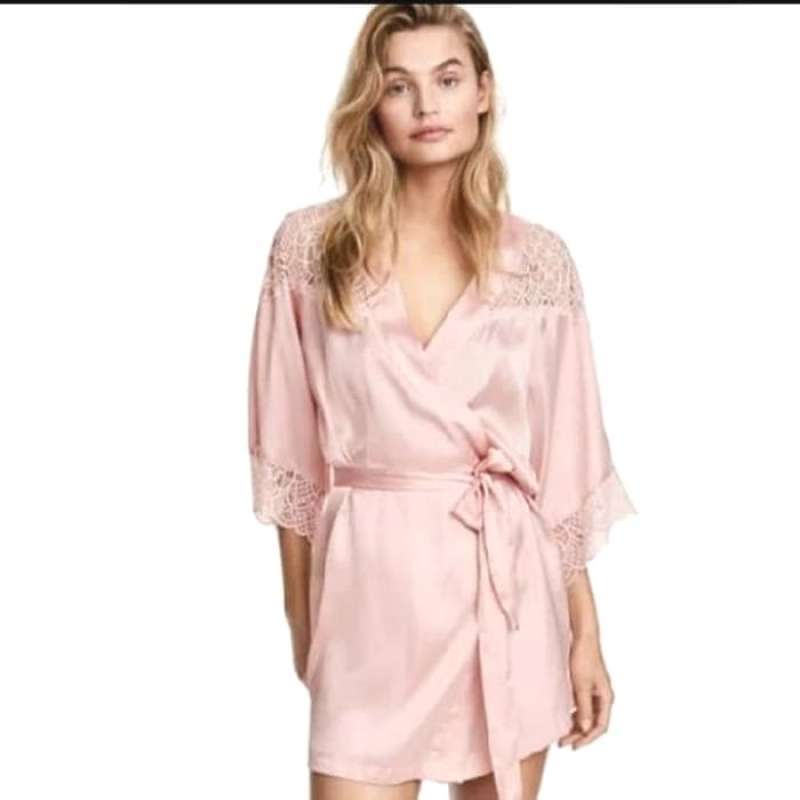 H and deals m kimono