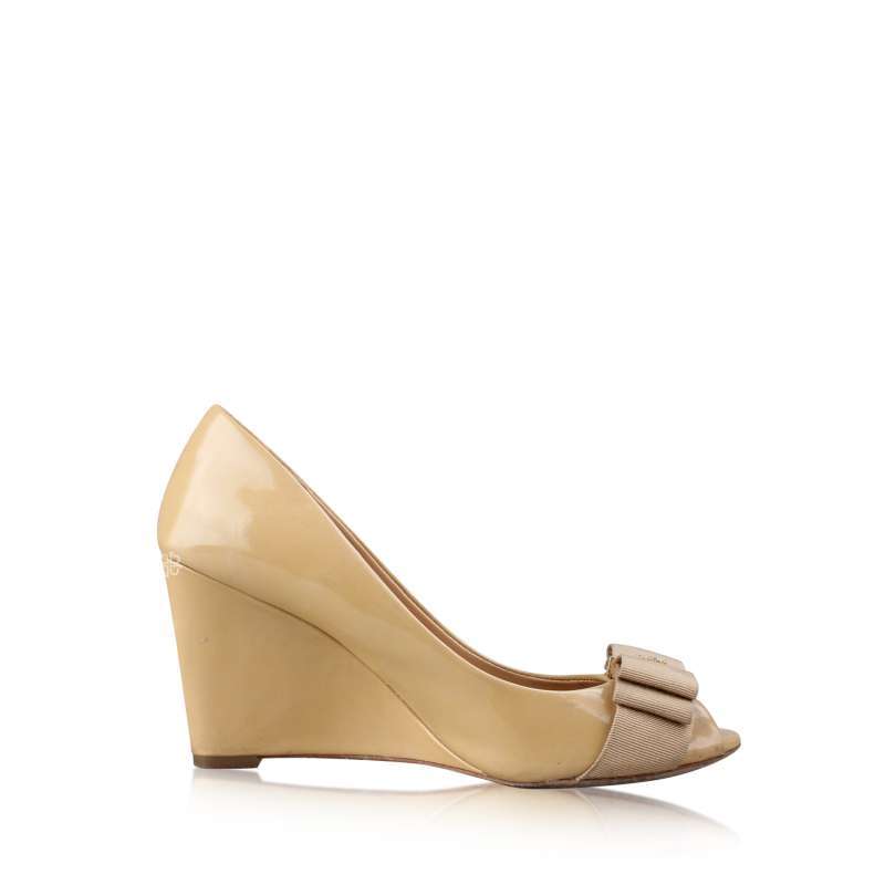 Tory burch shop nude wedges