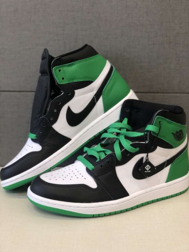 Jordan Retro High OG Lucky Green (100% Authentic) - Main Image