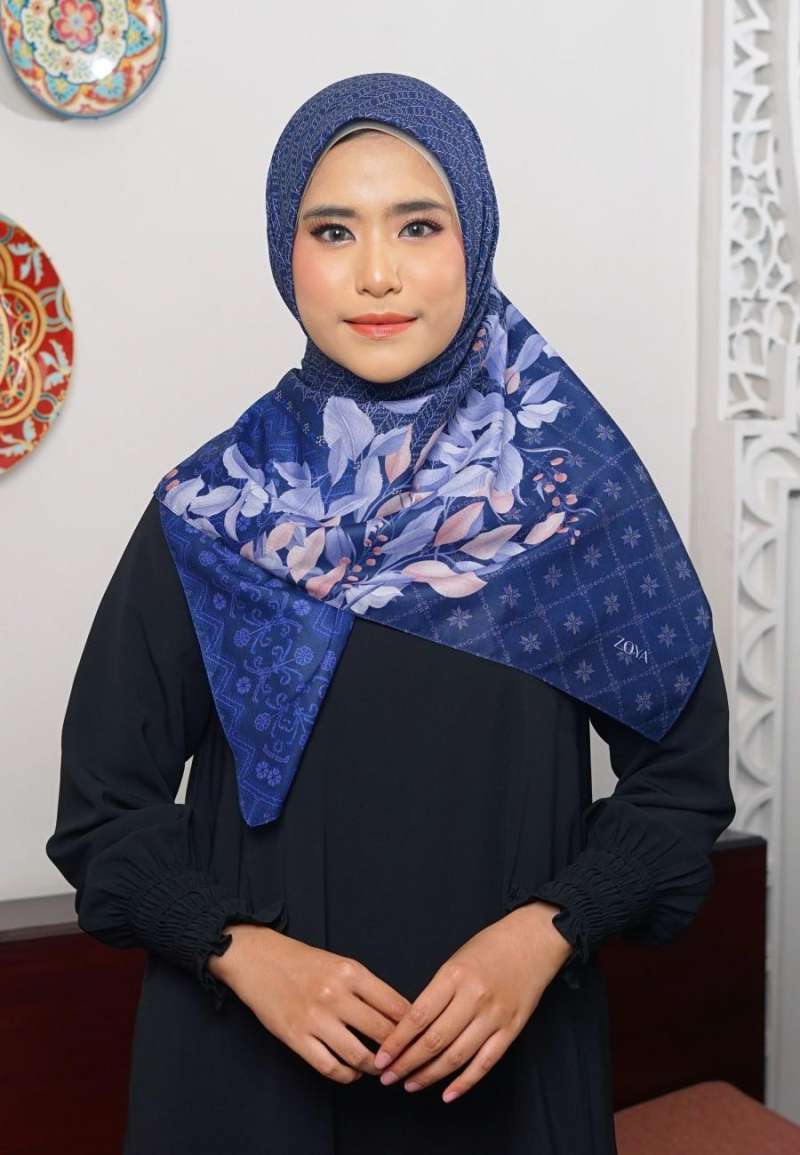 Zoya hijab shop