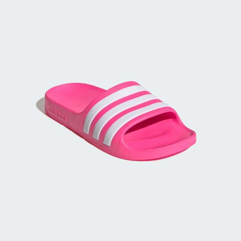 Adilette cheap cloudfoam kids