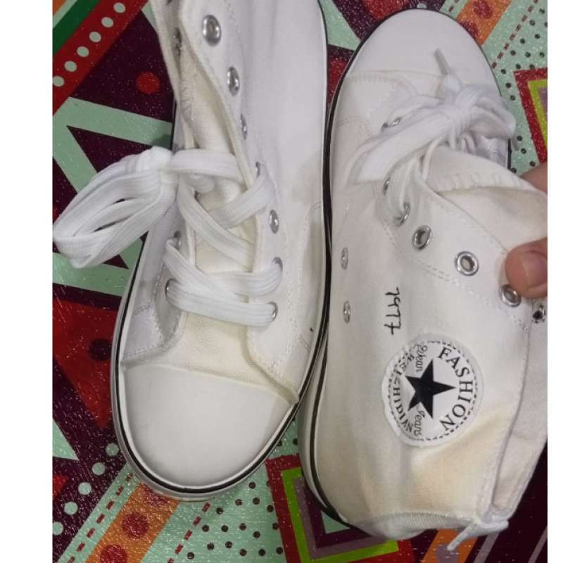 Hak sneakers sales
