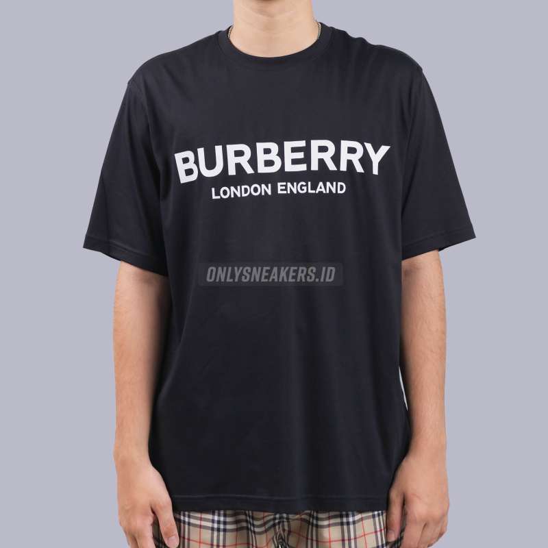 Burberry london store tee