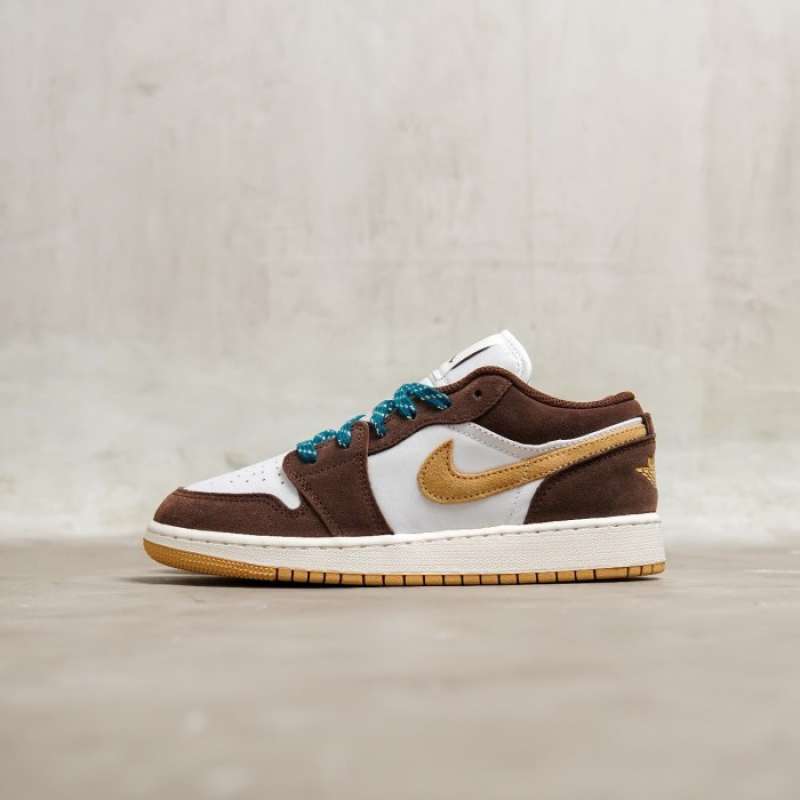 Jual Sepatu NIKE AIR JORDAN 1 LOW GOLD BROWN SNEAKER 100 ORI 38