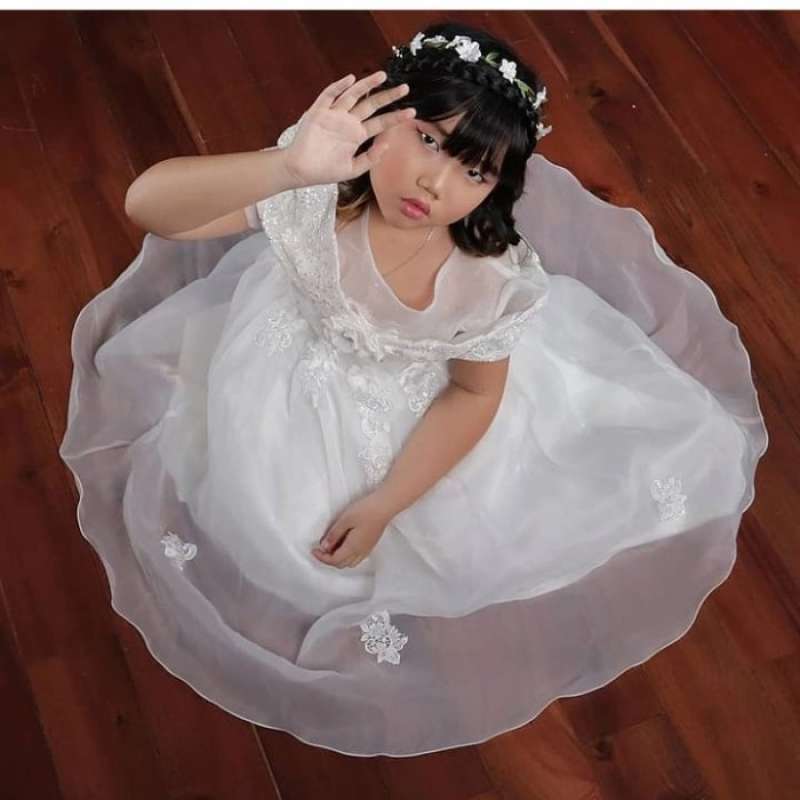 Gown putih sale