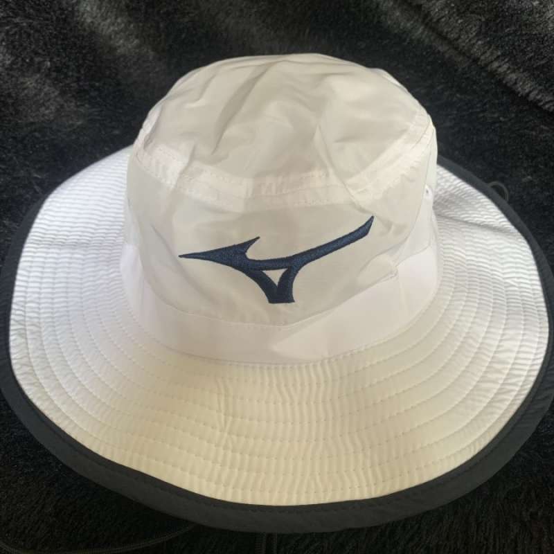 Mizuno store rain hat