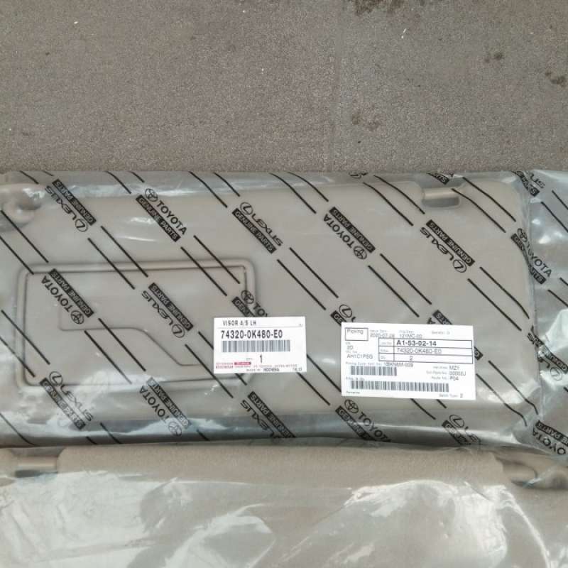 Sun visor on sale innova 2010