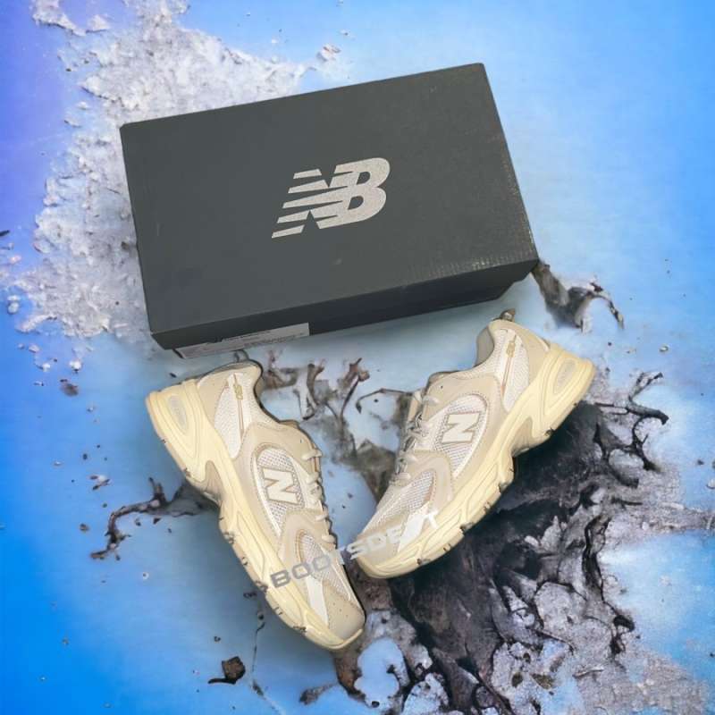 New balance deals 100 Beige