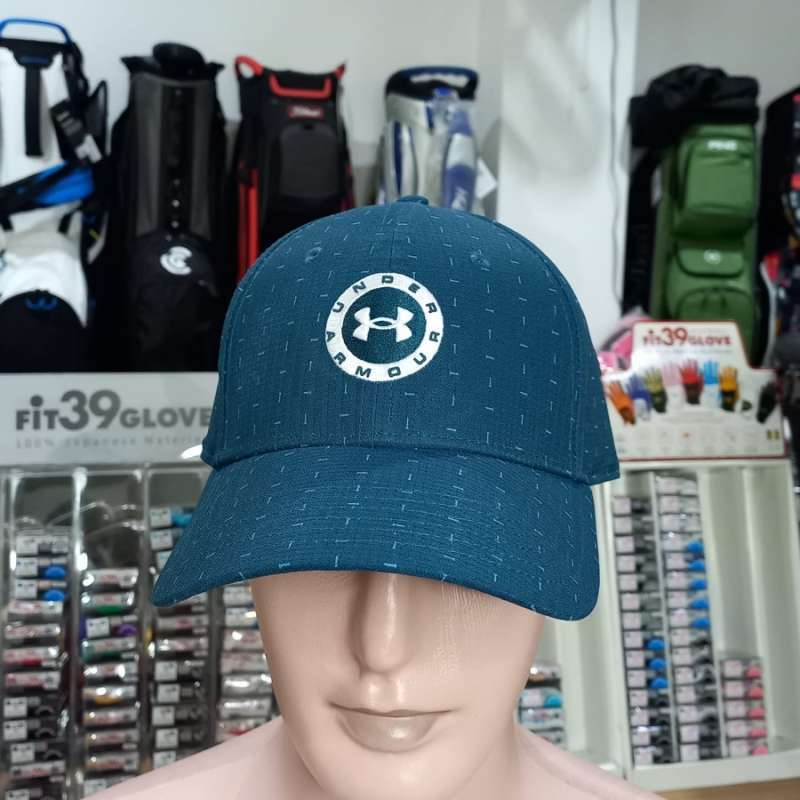 Topi golf deals under armour original