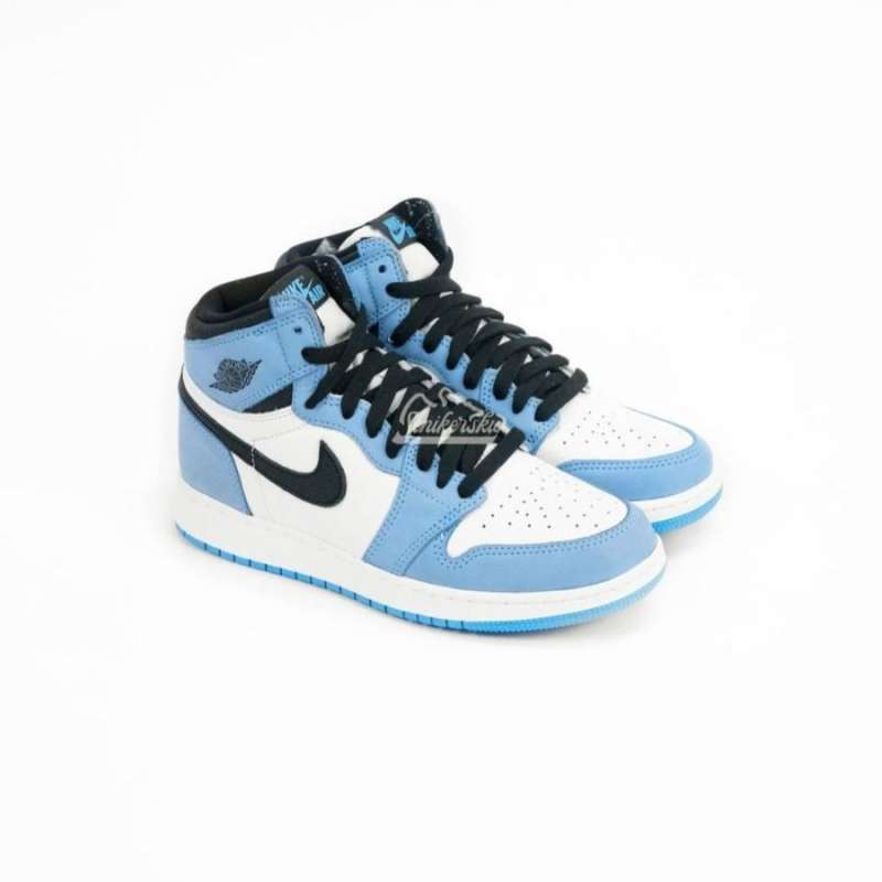 air jordan 1 retro high og gs university blue stores