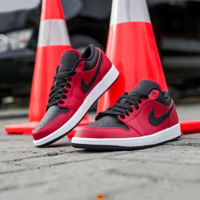 Jual AIR JORDAN 1 Low Banned 100 Original 12 di Seller