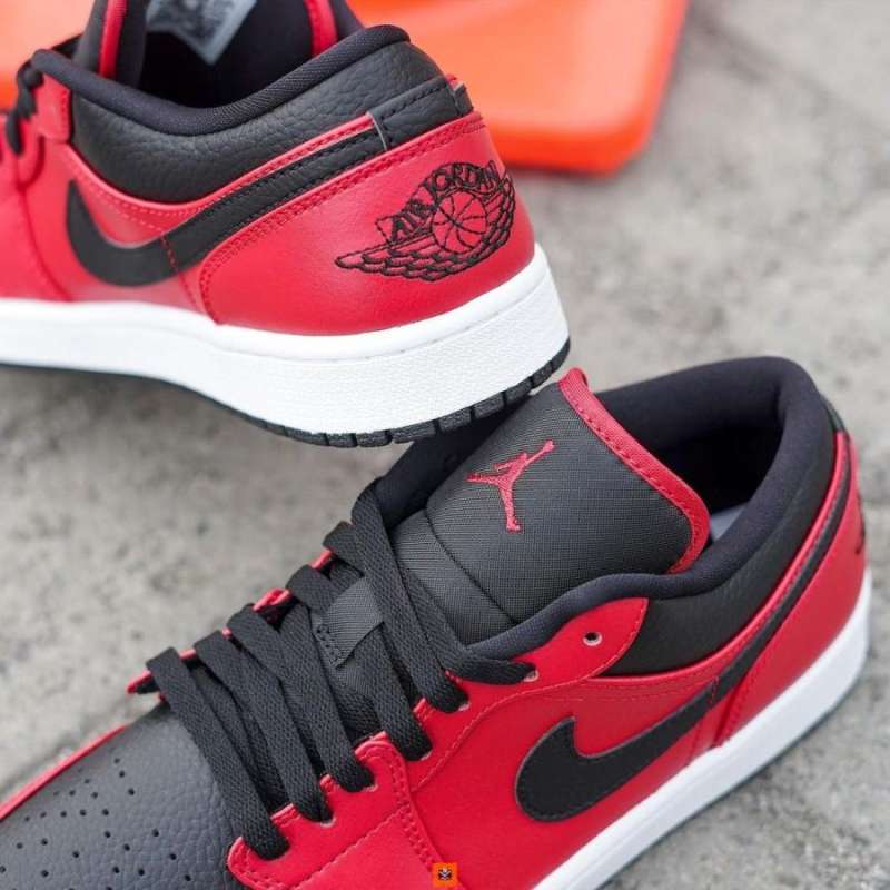 Jordan 1 low banned on sale