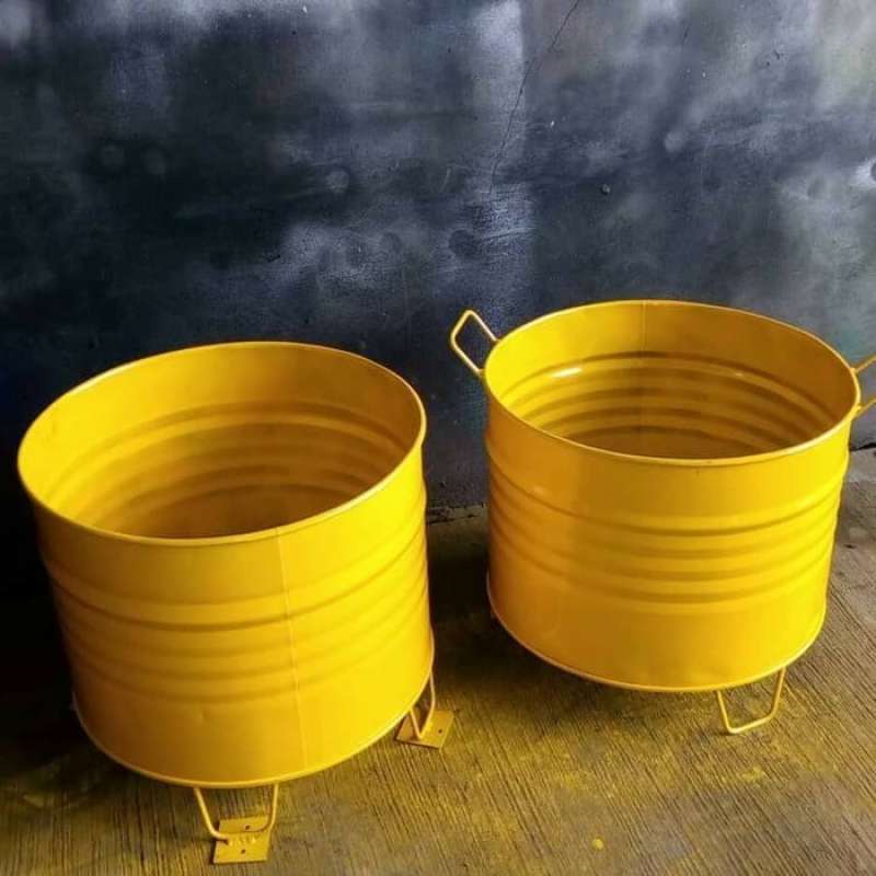Tong Sampah Tempat Pembakaran Drum Sampah Besi Kaki 100Liter