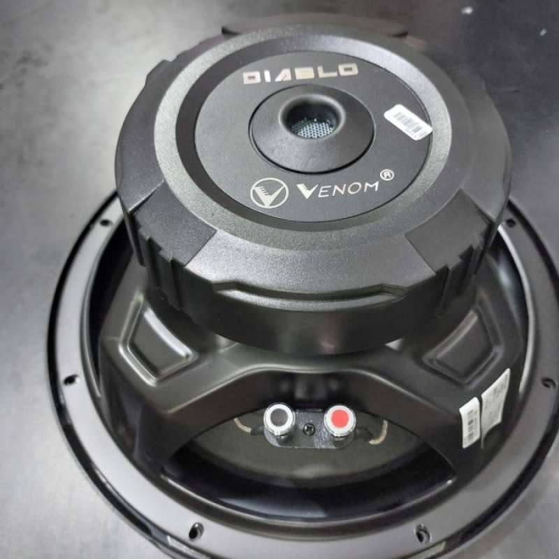 Subwoofer venom outlet 10 inch