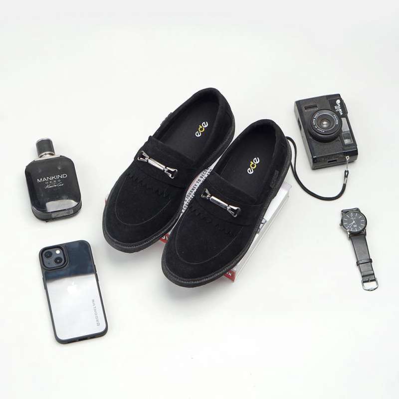 JICKO Sepatu Slip on Loafers Tassel Casual Kulit Suede Hitam Pria Wanita