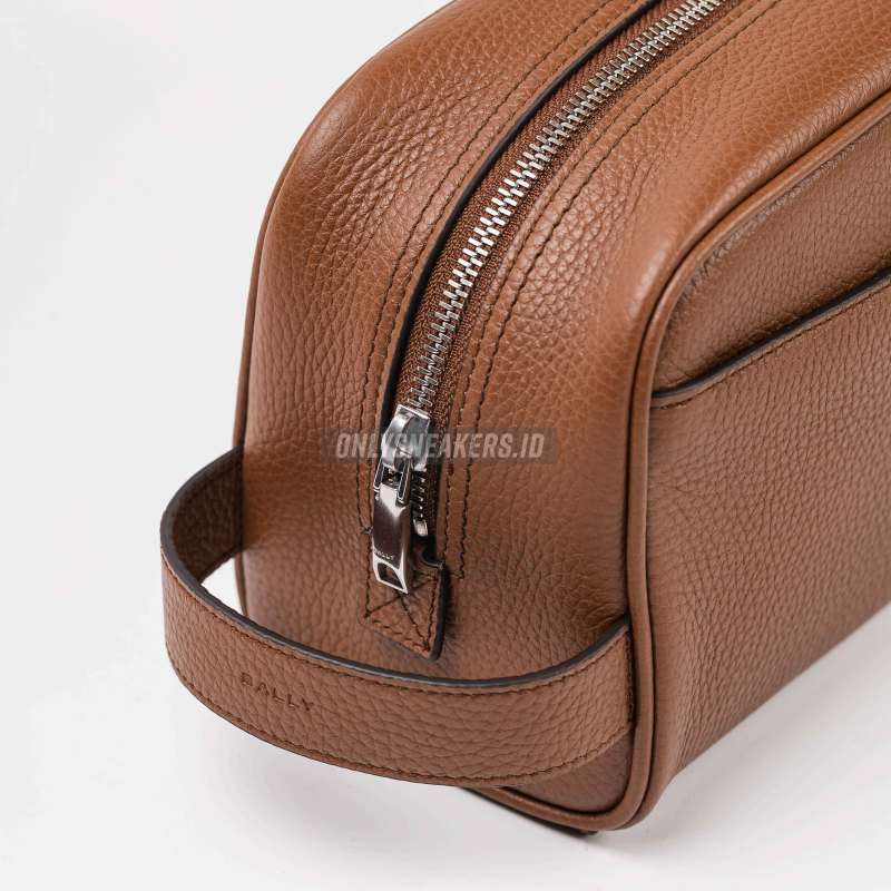 Jual BALLY RIBBON S GRAINED LEATHER WASH BAG BROWN 100 AUTHENTIC