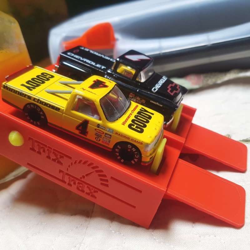 Hot wheels 2 hot sale lane start gate