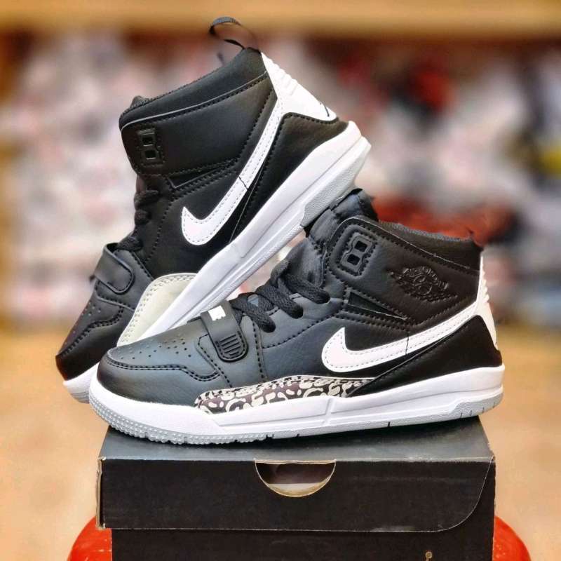 Kids jordan legacy 312 clearance