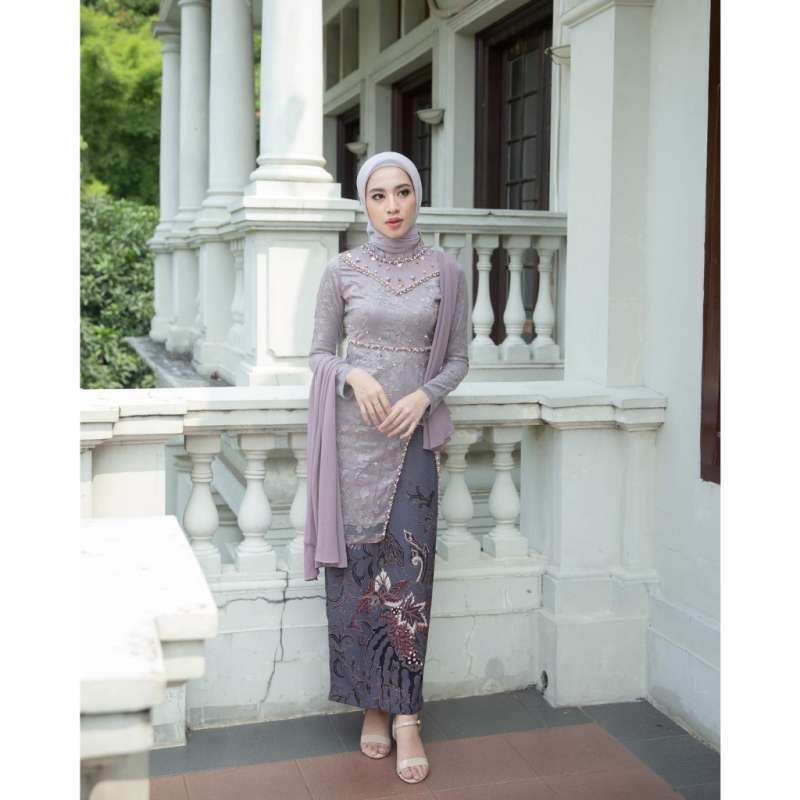 Batik Couple Kebaya Modern Kebaya Wisuda Lamaran Baju Tunangan Batik Brukat  Terbaru Baju Couple Kondangan Terbaru hana