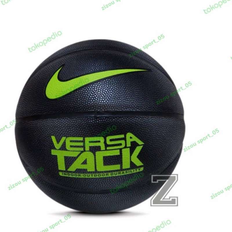 Nike versa on sale track