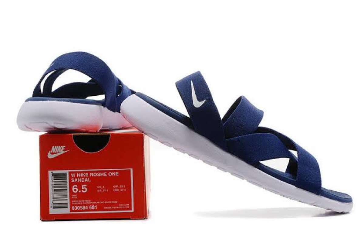 Nike roshe sandals hotsell