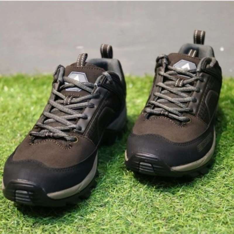 Promo Sepatu Gunung Hiking Eiger Original Tiger Claw 2.0 Low Cut Shoes 4795 41 Cokelat Diskon 27 Di Seller Supervice Id Batununggal Kota Bandung Blibli