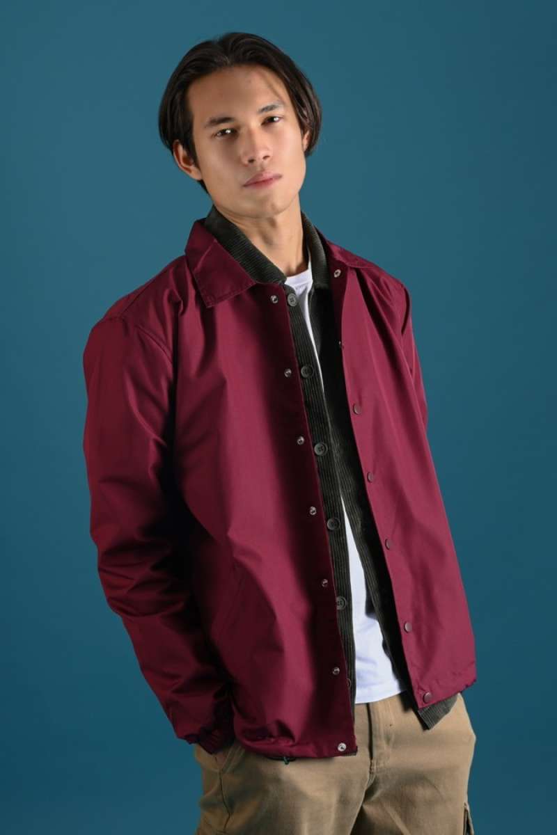 JAKET PREPP STUDIO ULTIMATE COACH JACKET MAROON S