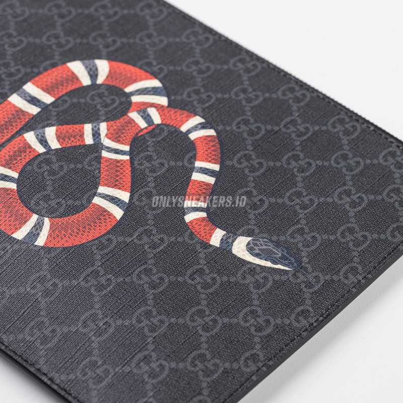 Gucci bestiary pouch with kingsnake sales