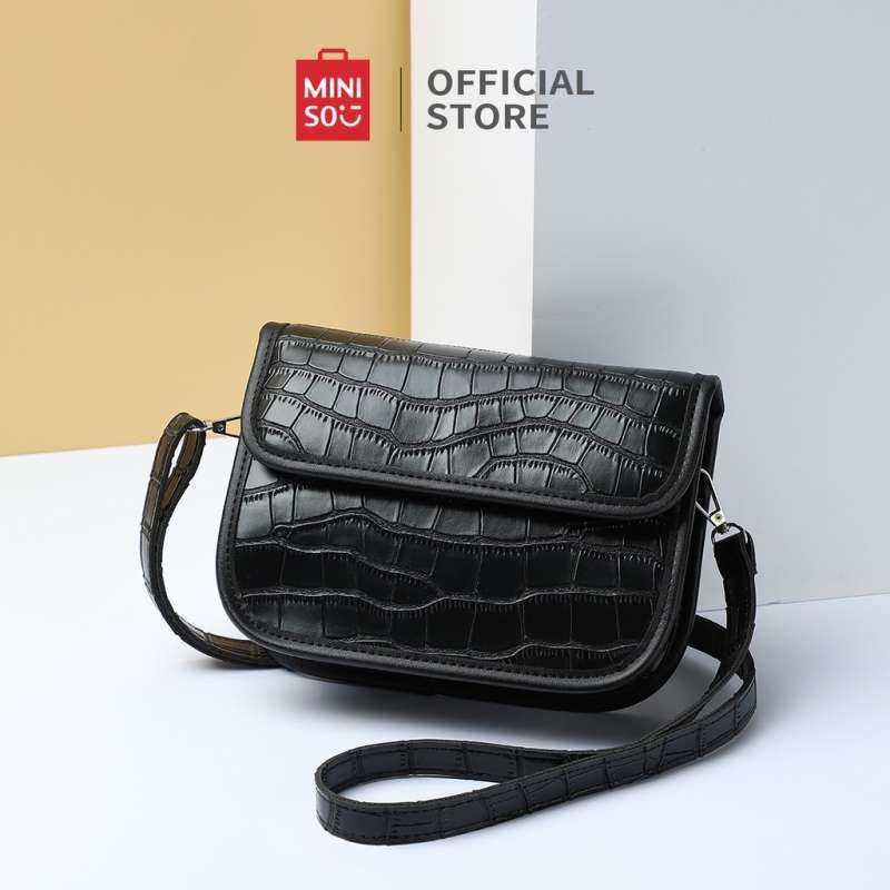 Pola sling bag deals