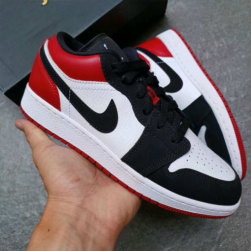 Jordan 1 low black toe gs discount
