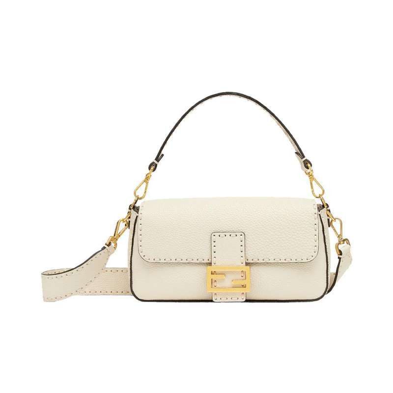 Harga deals beg fendi
