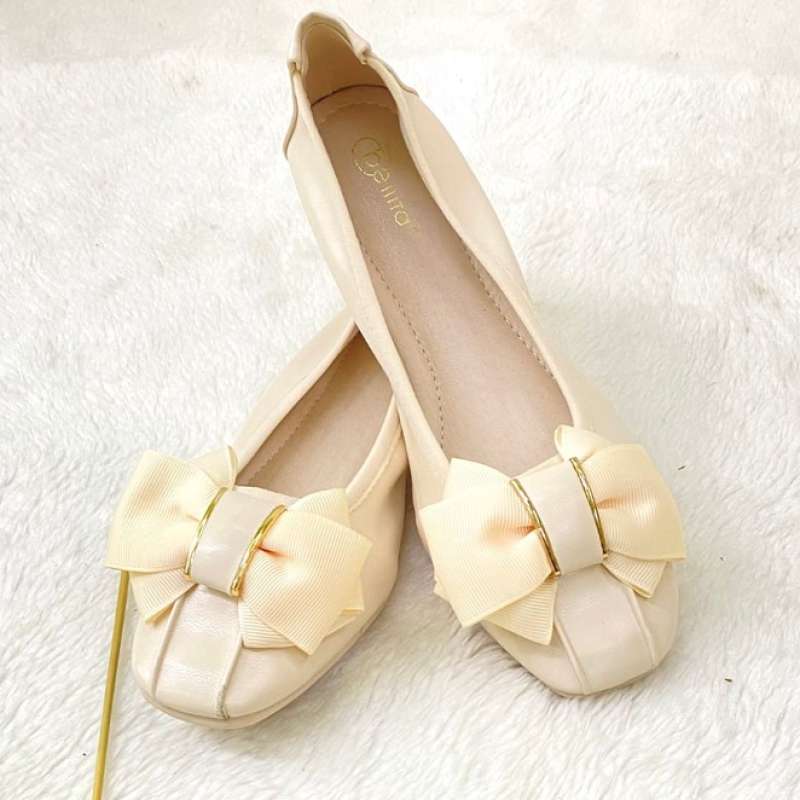 Model sepatu on sale jelly shoes