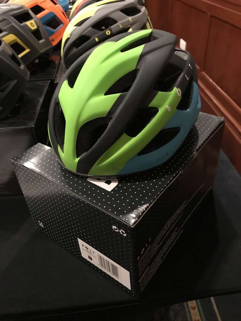 Helm mtb bolt store