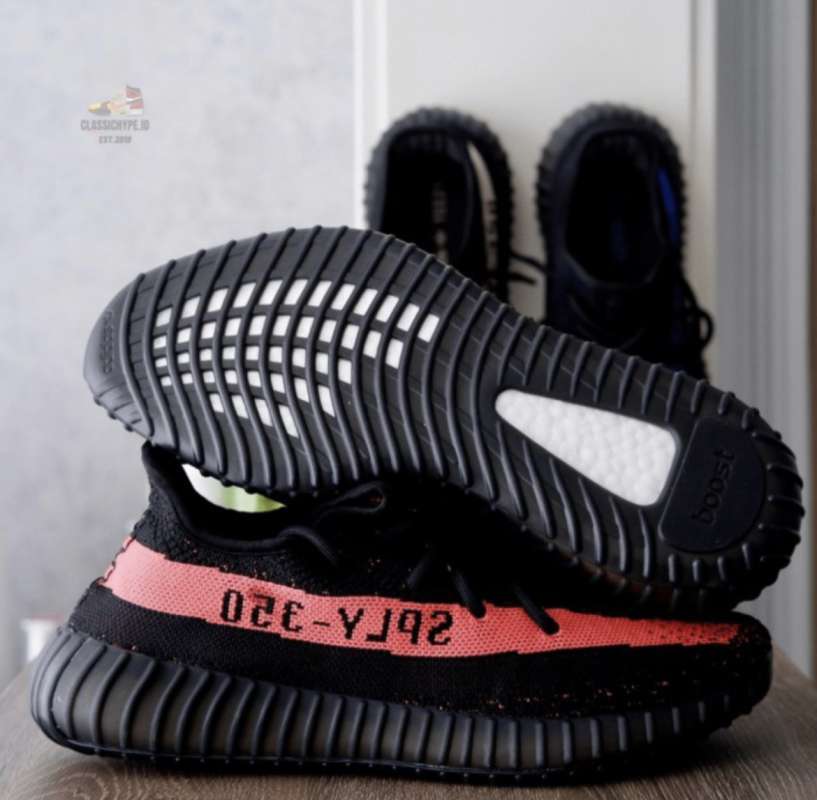 Infrared yeezy 350 v2 best sale