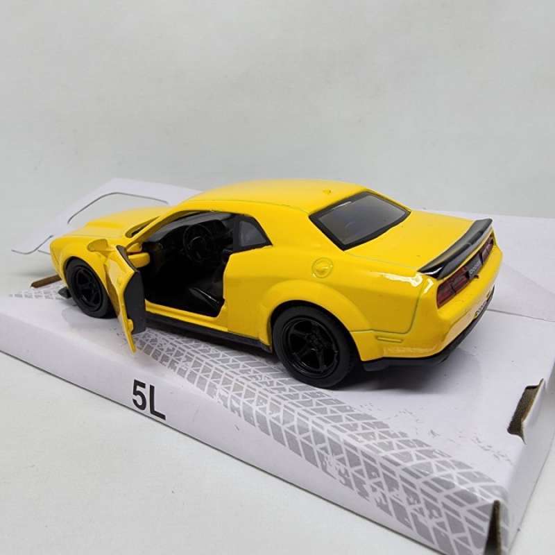 Kinsmart hotsell dodge challenger