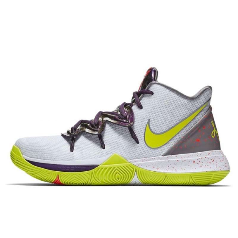 Sepatu kyrie 5 deals