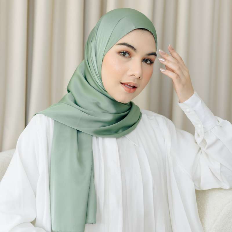 lasheza online hijab