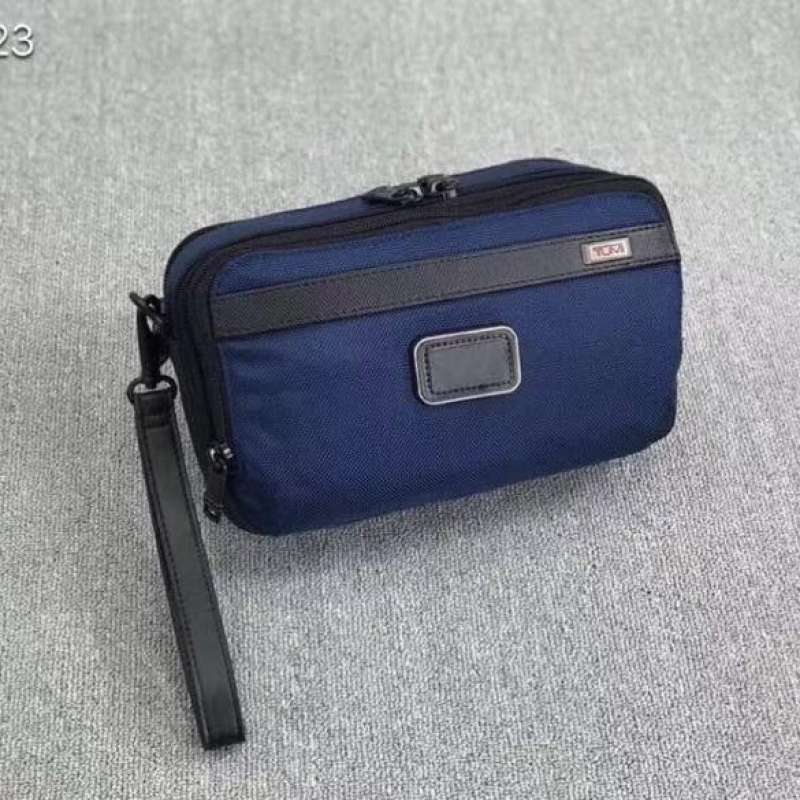 Harga handbag tumi 2025