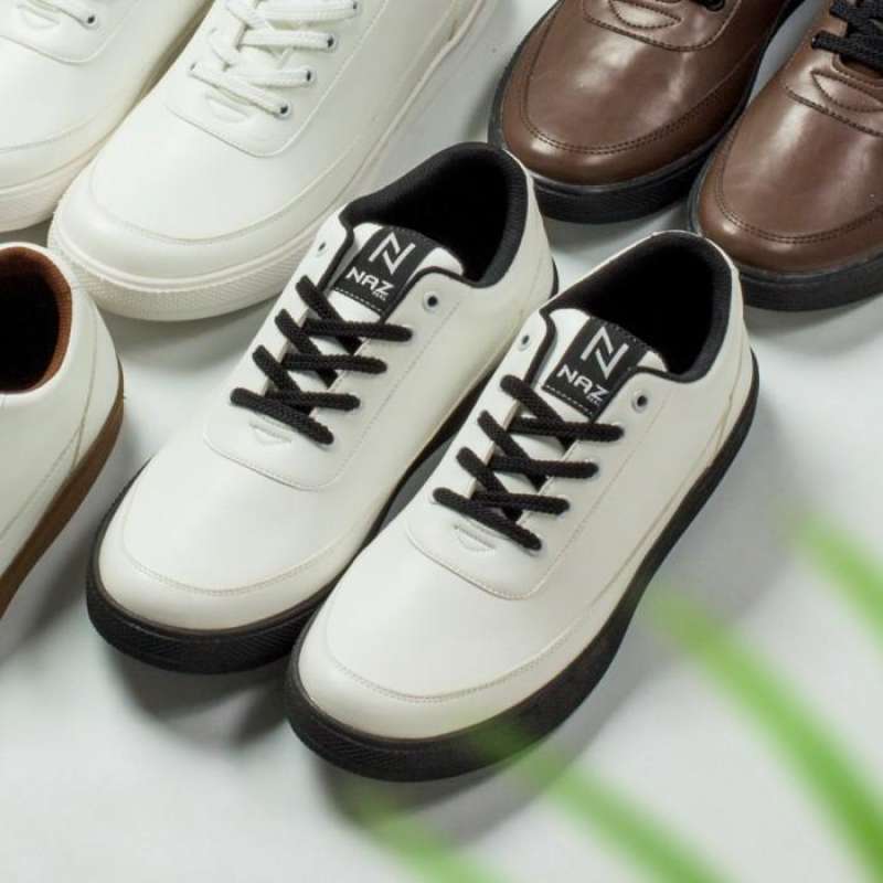 Sneaker putih cheap brand lokal