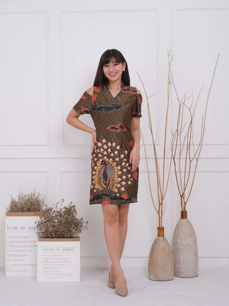 baju dress batik modern Modern Batik Dress, Women's Long Sleeve Dress with a Contemporary Twist,Batik Dress, Batik, Boho Dress,Ethnic Dress,Women Dress,Women Formal