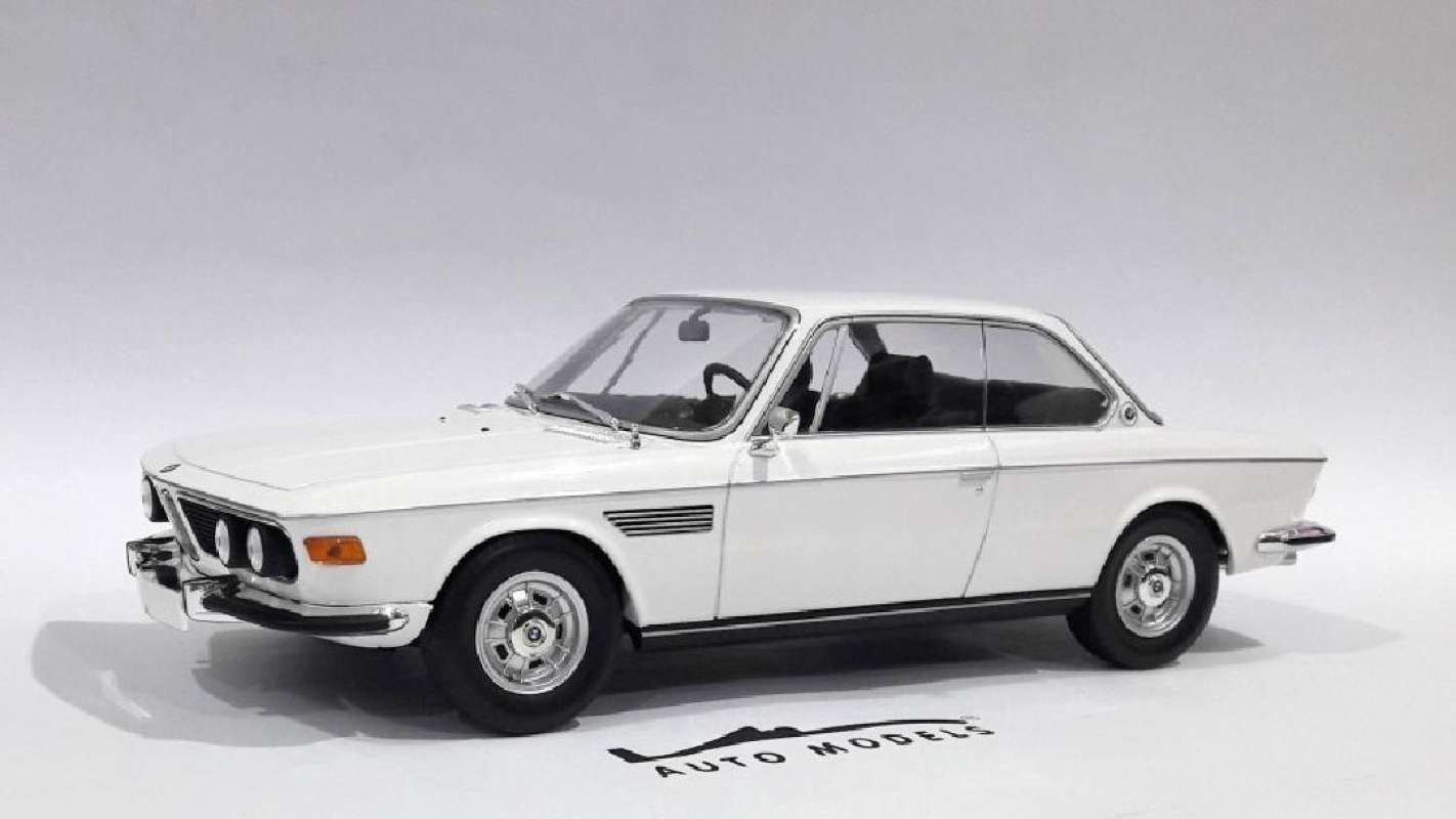 BMW 2800 CS 1968 ホワイト 1/18 ミニチャンプス ミニチャンプス 1/18 BMW 2800 CS 1968 ホワイト